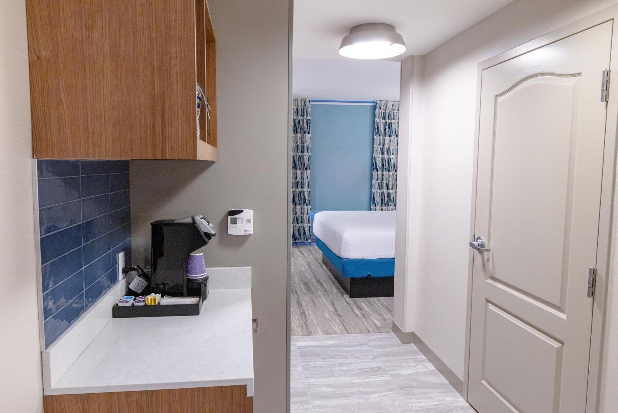 Hilton Garden Inn Lakewood Kültér fotó