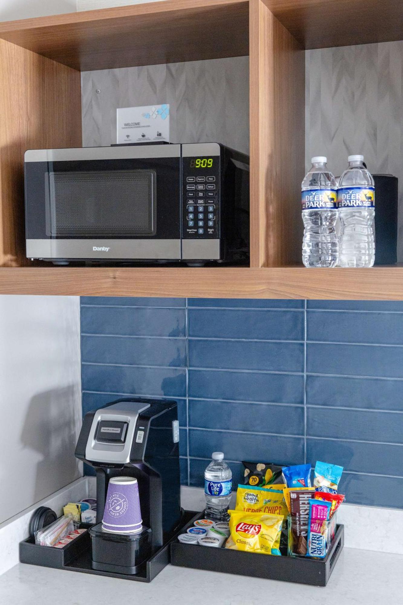 Hilton Garden Inn Lakewood Kültér fotó